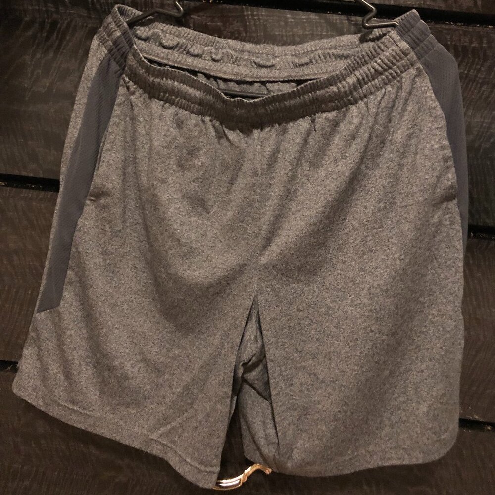 Men's Tek Gear Athletic Shorts Size L